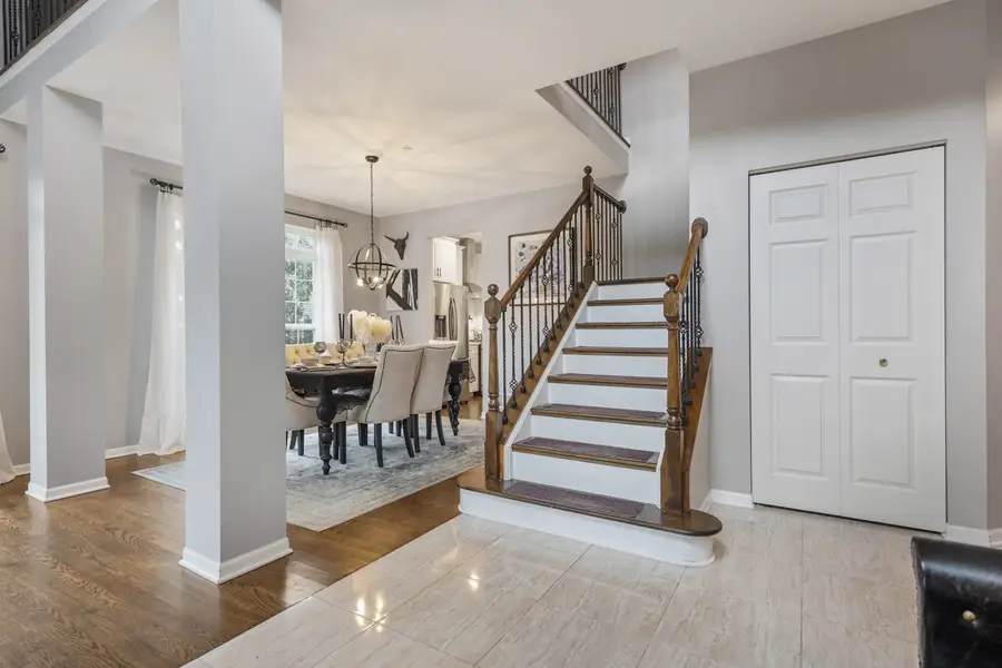 16 Moraine Drive, Streamwood, IL 60107 - Image #3