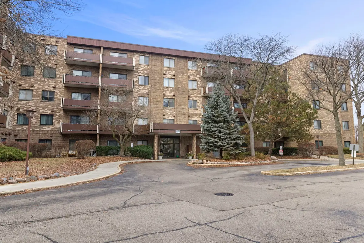 700 Wellington Avenue #110, Elk Grove Village, IL 60007 - Image #1