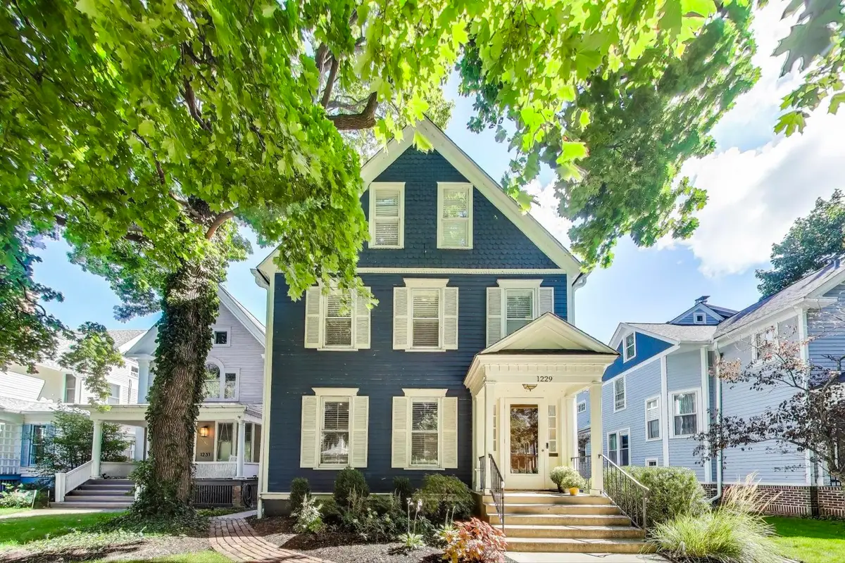 1229 Hinman Avenue, Evanston, IL 60202 - Image #1