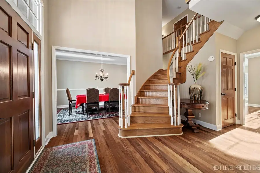 1309 Fox Chase Boulevard, Saint Charles, IL 60174 - Image #2