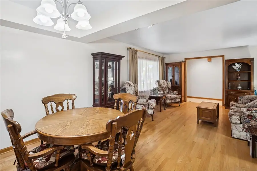 1237 Dover Lane, Elk Grove Village, IL 60007 - Image #3