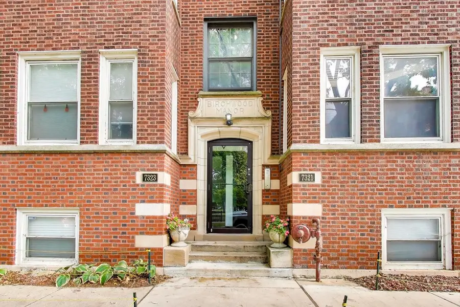 7321 N Paulina Street #2, Chicago, IL 60626 - Image #2