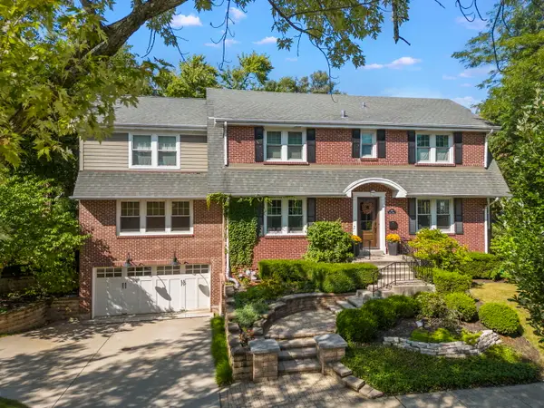 388 Hill Avenue, Glen Ellyn, IL 60137