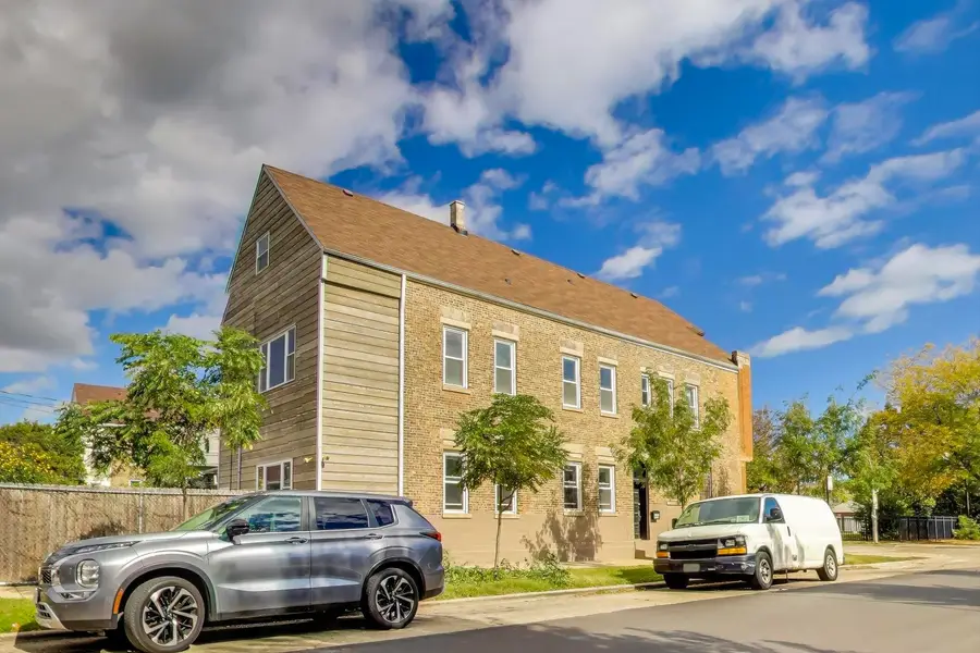 Address Withheld By Seller, Chicago, IL 60609 - Image #3