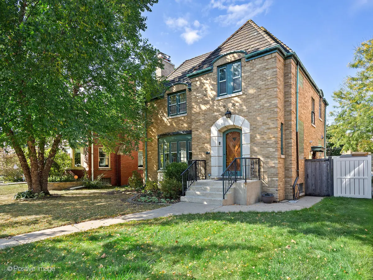 1227 N East Avenue, Oak Park, IL 60302 - Image #1