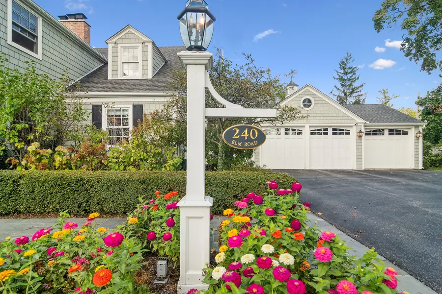 240 Elm Road, Barrington, IL 60010 - Image #2