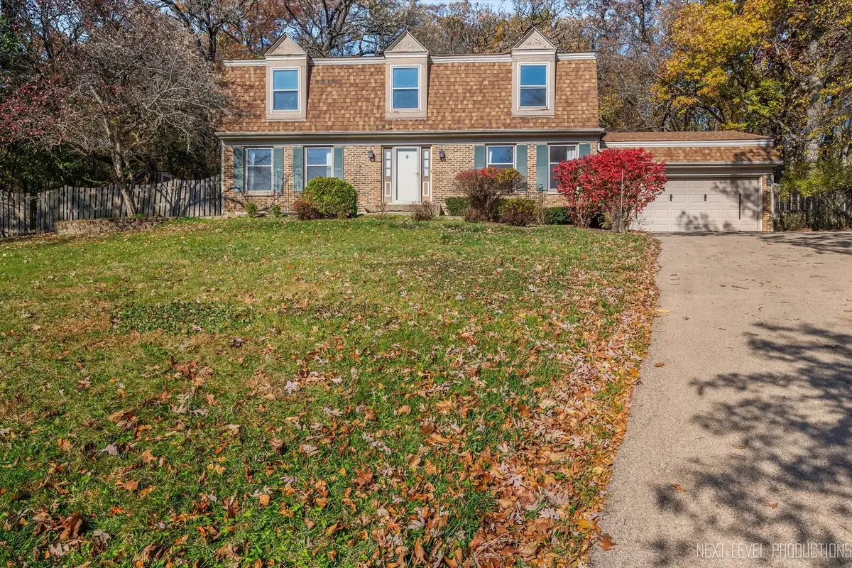 40W440 Winchester Way, Saint Charles, IL 60175 - Image #1