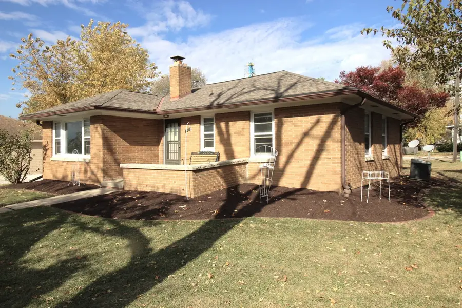 108 E Gridley Road, Gridley, IL 61744 - Image #2