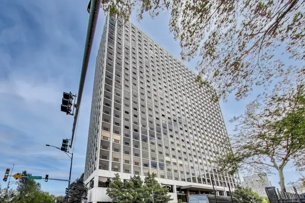 4343 N Clarendon Avenue #1814, Chicago, IL 60613