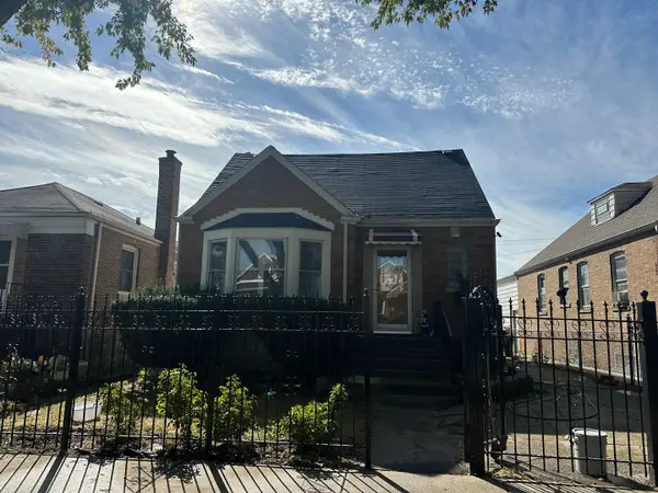 3741 W 57th Place, Chicago, IL 60629