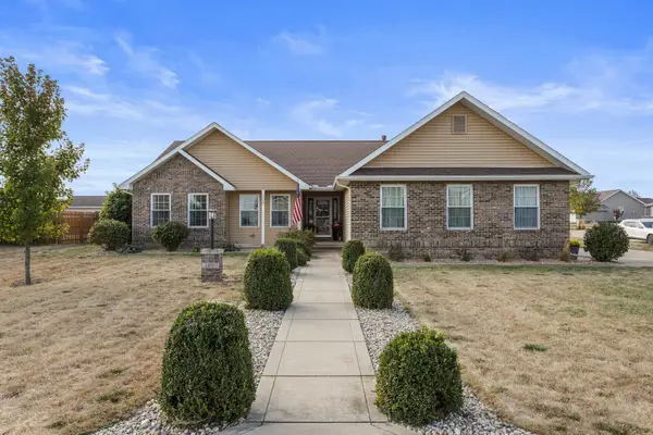 109 N Heritage Drive, Fisher, IL 61843