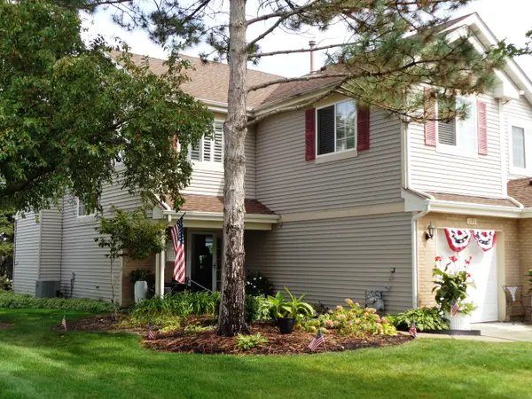 171 Sierra Pass, Schaumburg, IL 60194