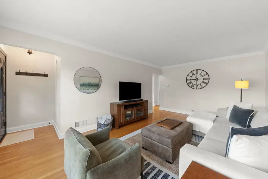 Address Withheld By Seller, Oak Lawn, IL 60453 - Image #3