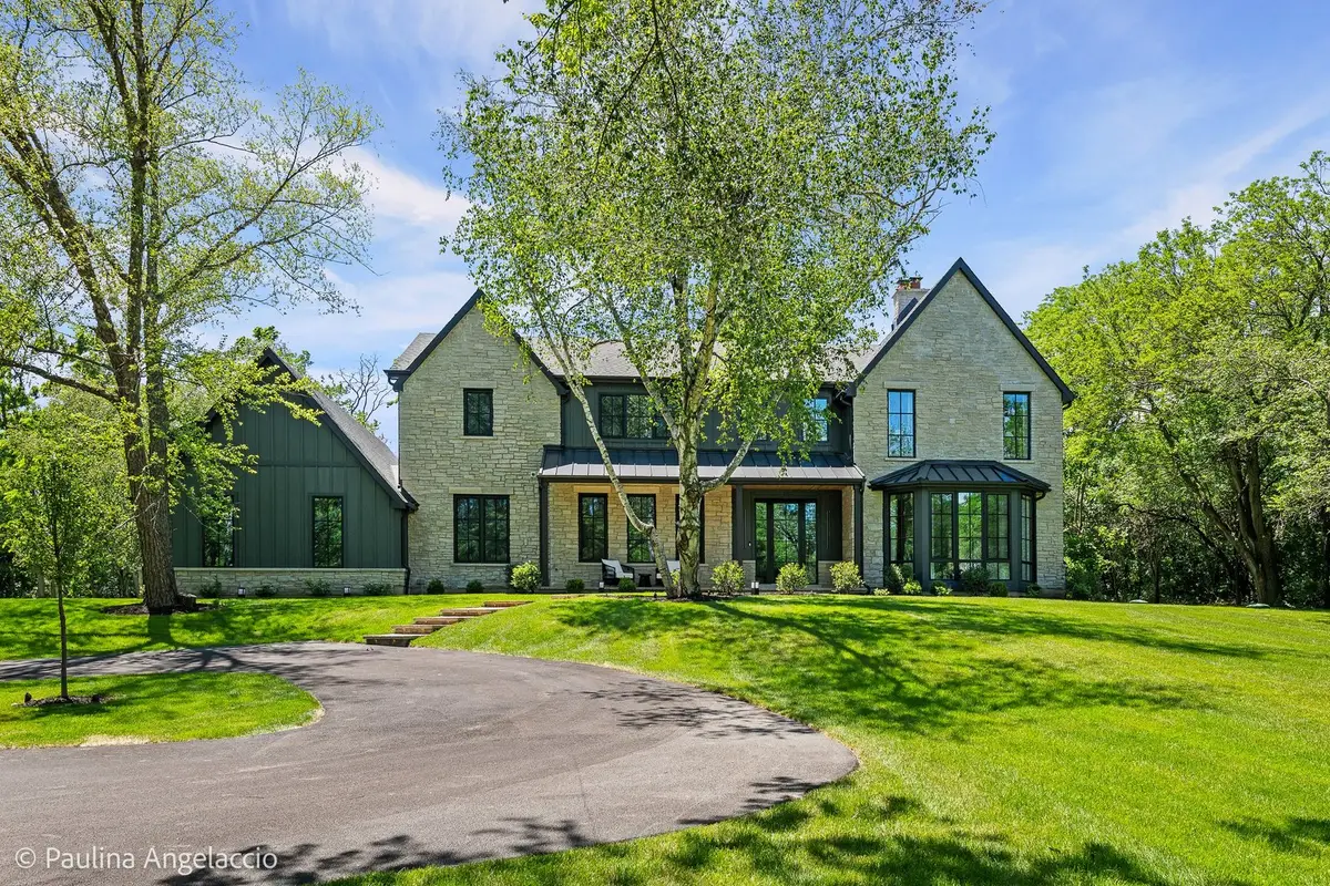 699 Plum Tree Road, Barrington Hills, IL 60010 - #1