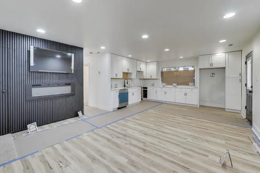 1947 Yale Avenue, Chicago Heights, IL 60411 - Image #2