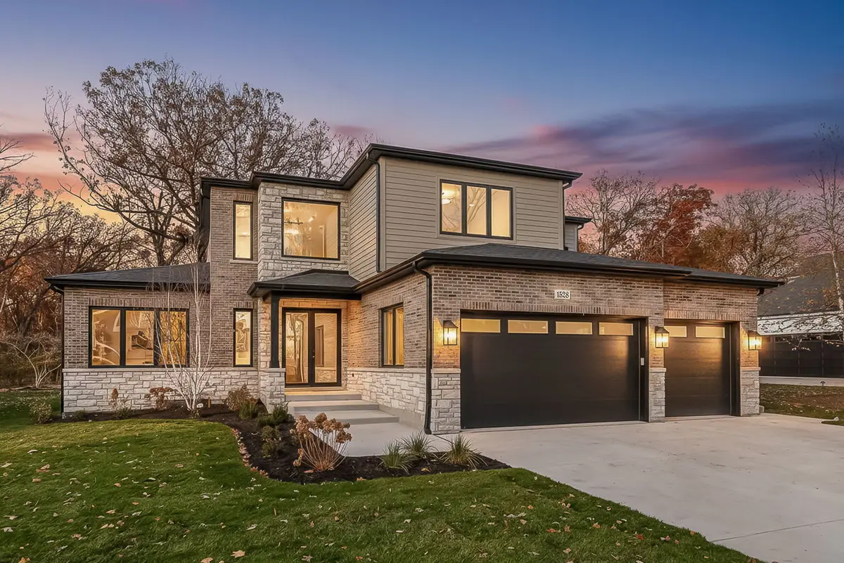 1528 Linden Circle, Lemont, IL 60439 - Image #1