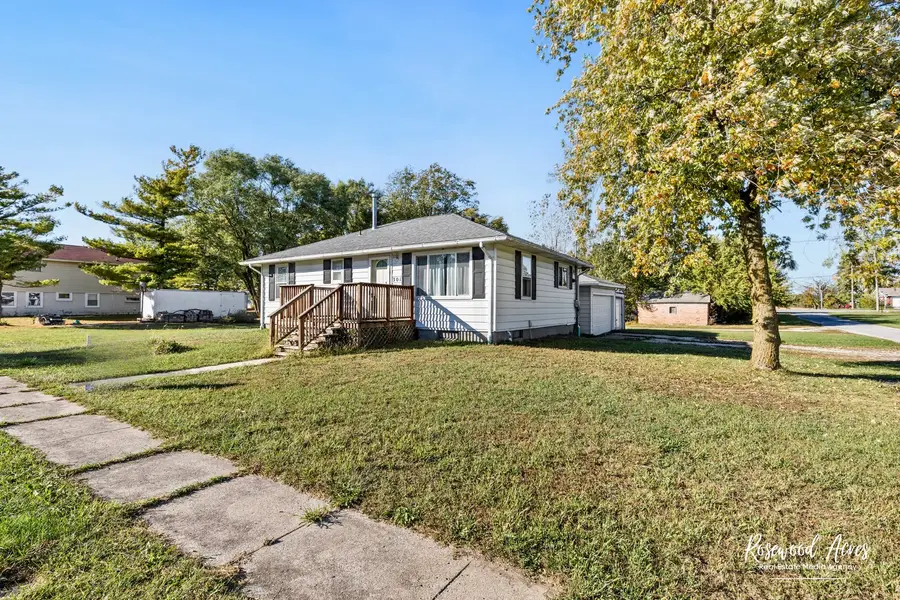 301 Donovan Street, Beaverville, IL 60912 - Image #3