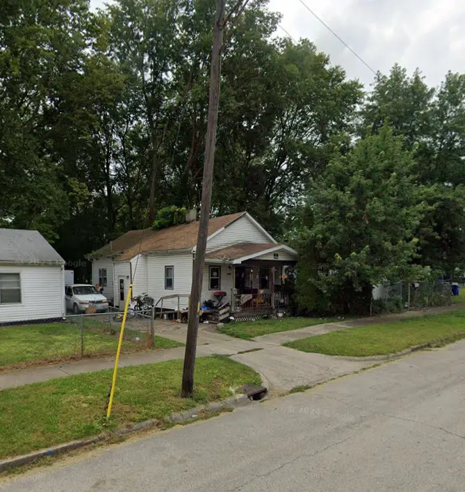 1135 E Locust Street, Decatur, IL 62521 - #3