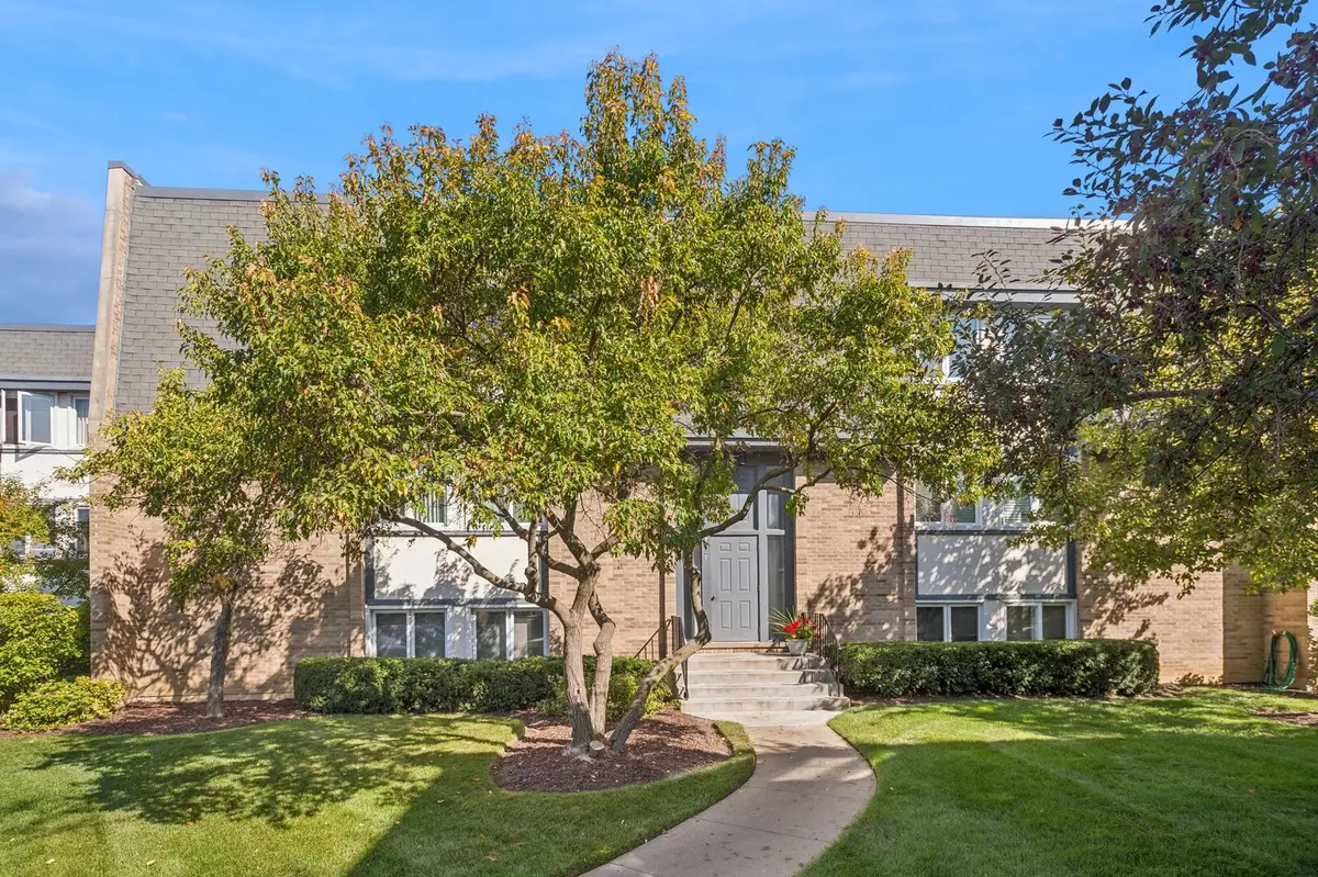 2021 Ammer Ridge Court #302, Glenview, IL 60025 - Image #1