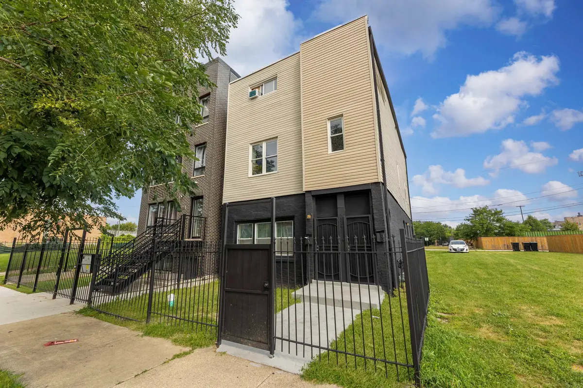 2526 W Monroe Street, Chicago, IL 60612 - Image #1