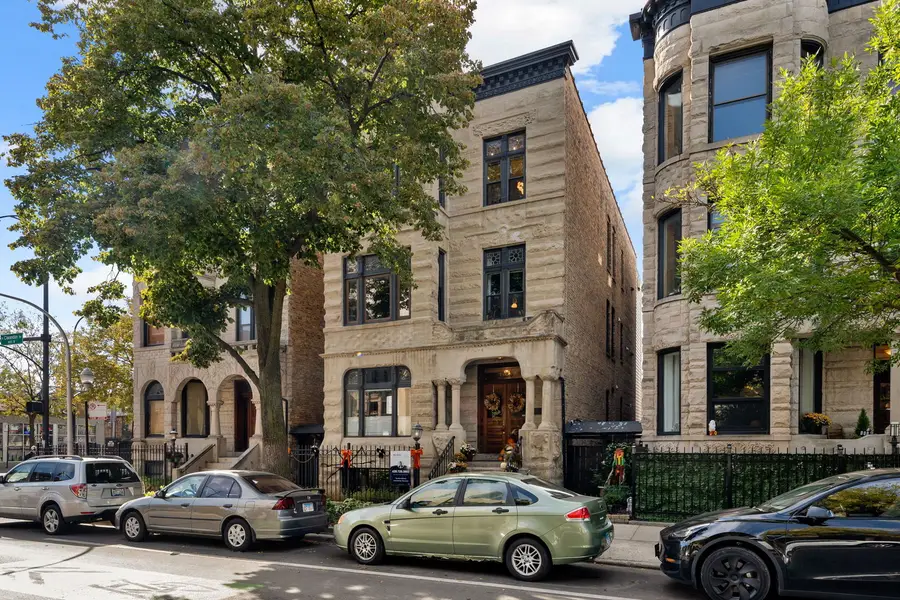 4004 N Clarendon Avenue #3, Chicago, IL 60613 - Image #2