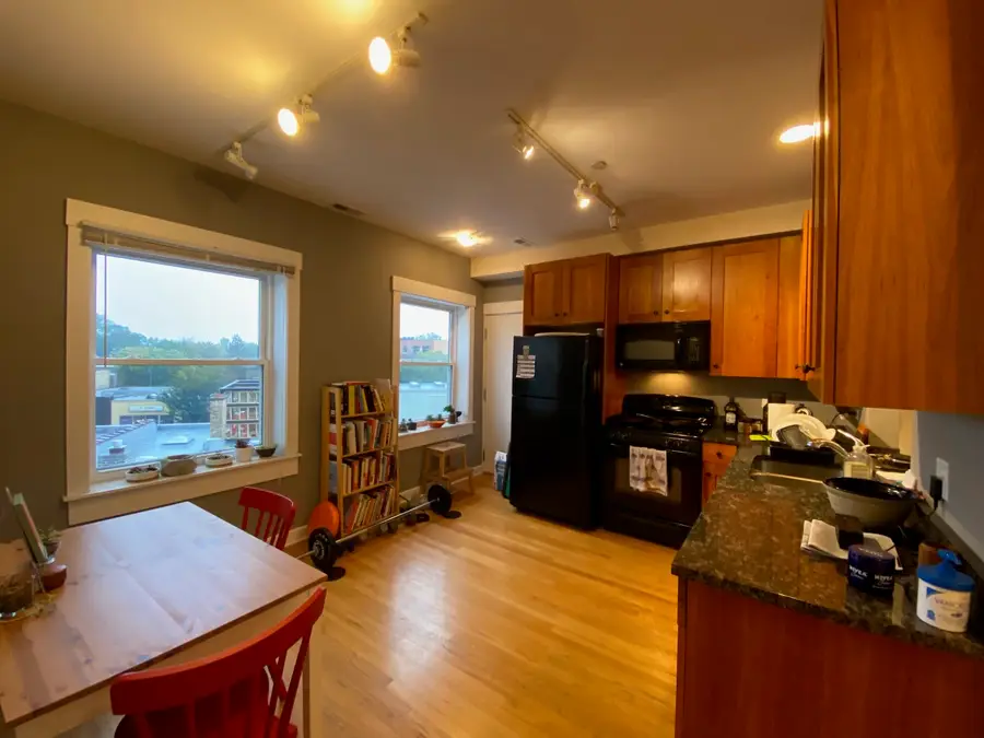 2539.5 Prairie Avenue #3W, Evanston, IL 60201 - Image #3