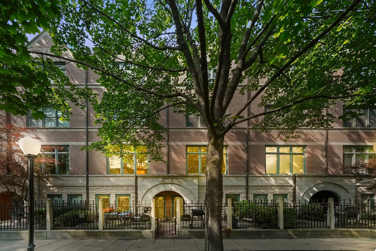 1478 S Prairie Avenue, Chicago, IL 60605 - Image #1