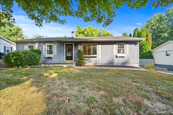 8095 N 2000 East Road E, Downs, IL 61736