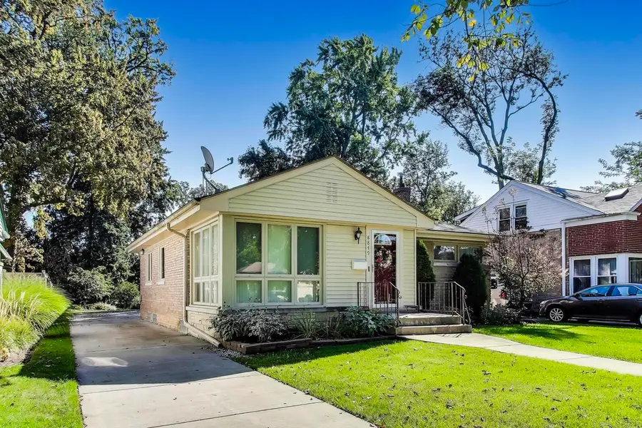 8849 Mcvicker Avenue, Morton Grove, IL 60053 - Image #2