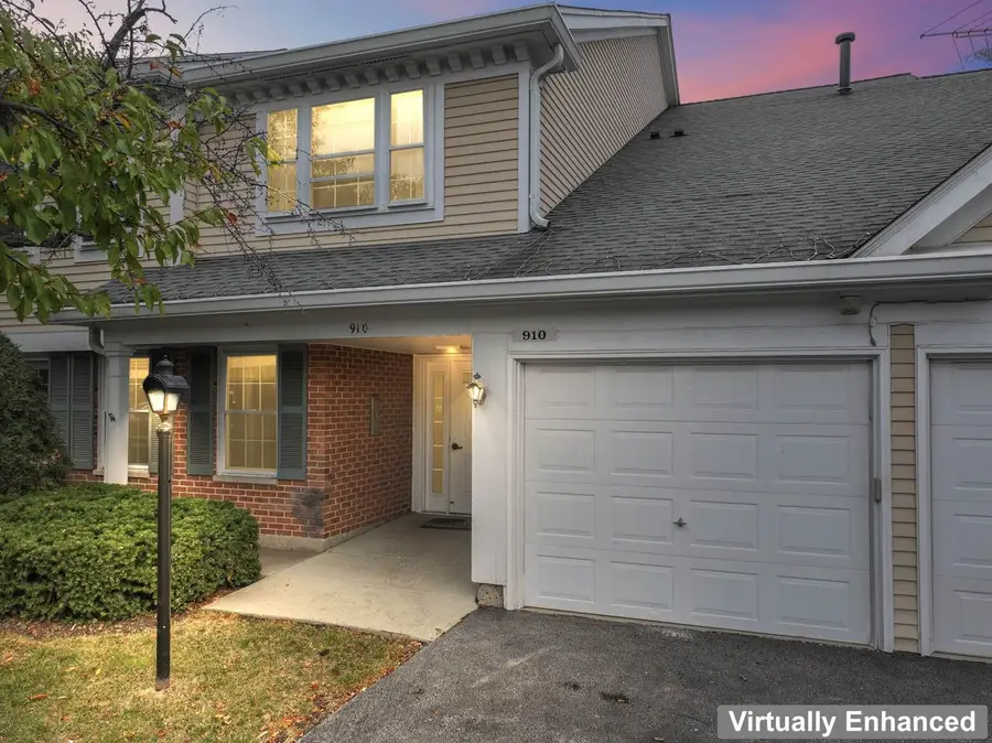 910 Persimmon Lane #A, Mount Prospect, IL 60056 - Image #3