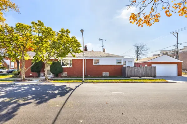 Address Withheld By Seller, Chicago, IL 60617