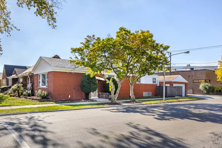 Address Withheld By Seller, Chicago, IL 60617 - Image #2