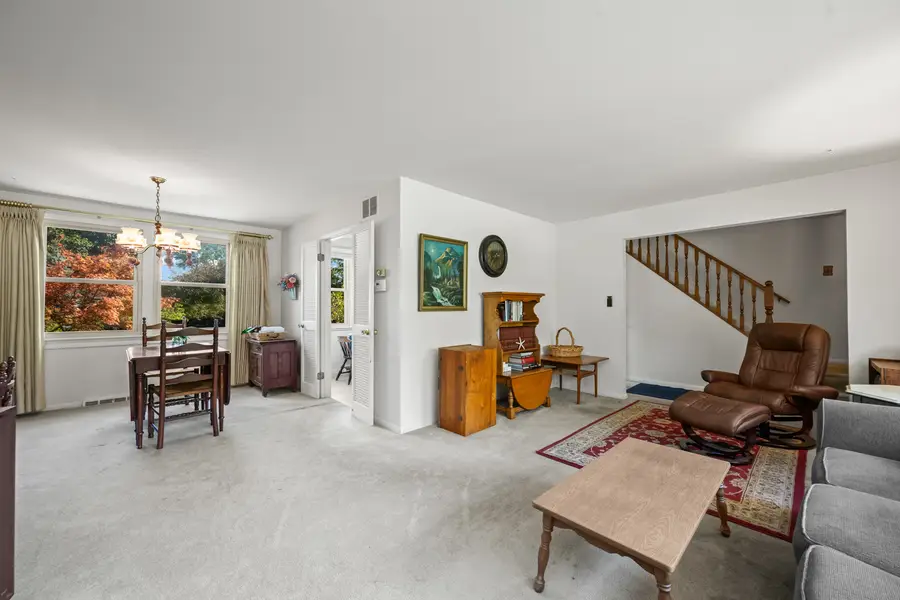 457 S Bennett Avenue, Palatine, IL 60067 - Image #3