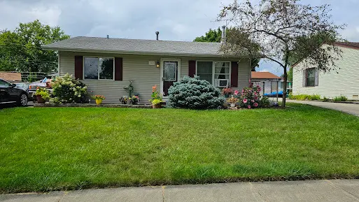 110 Elm Lane, Streamwood, IL 60107