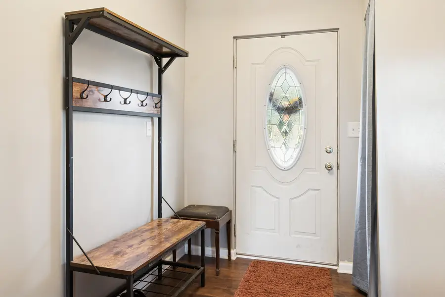 25W361 Doris Avenue, Carol Stream, IL 60188 - Image #2