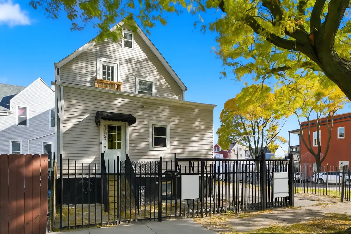 1703 N Monticello Avenue, Chicago, IL 60647 - Image #1