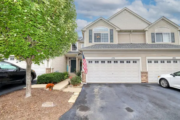 178 Timber Trails Boulevard, Gilberts, IL 60136