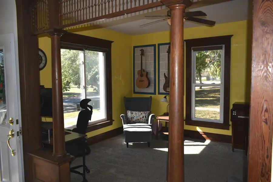 112 W 3rd Street, Gridley, IL 61744 - Image #3