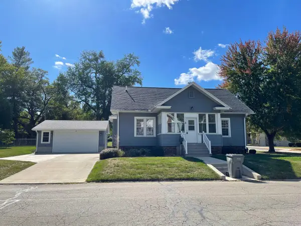 229 W Moore Street, Ottawa, IL 61350