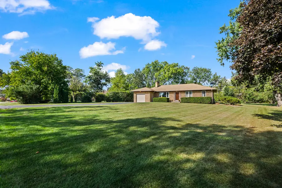 302 Lonsdale Road, Prospect Heights, IL 60070 - Image #2