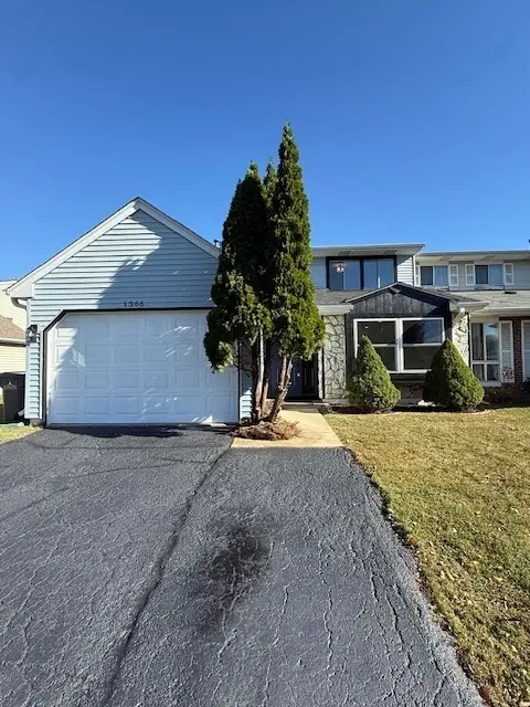 1366 Inverness Drive, Elgin, IL 60120