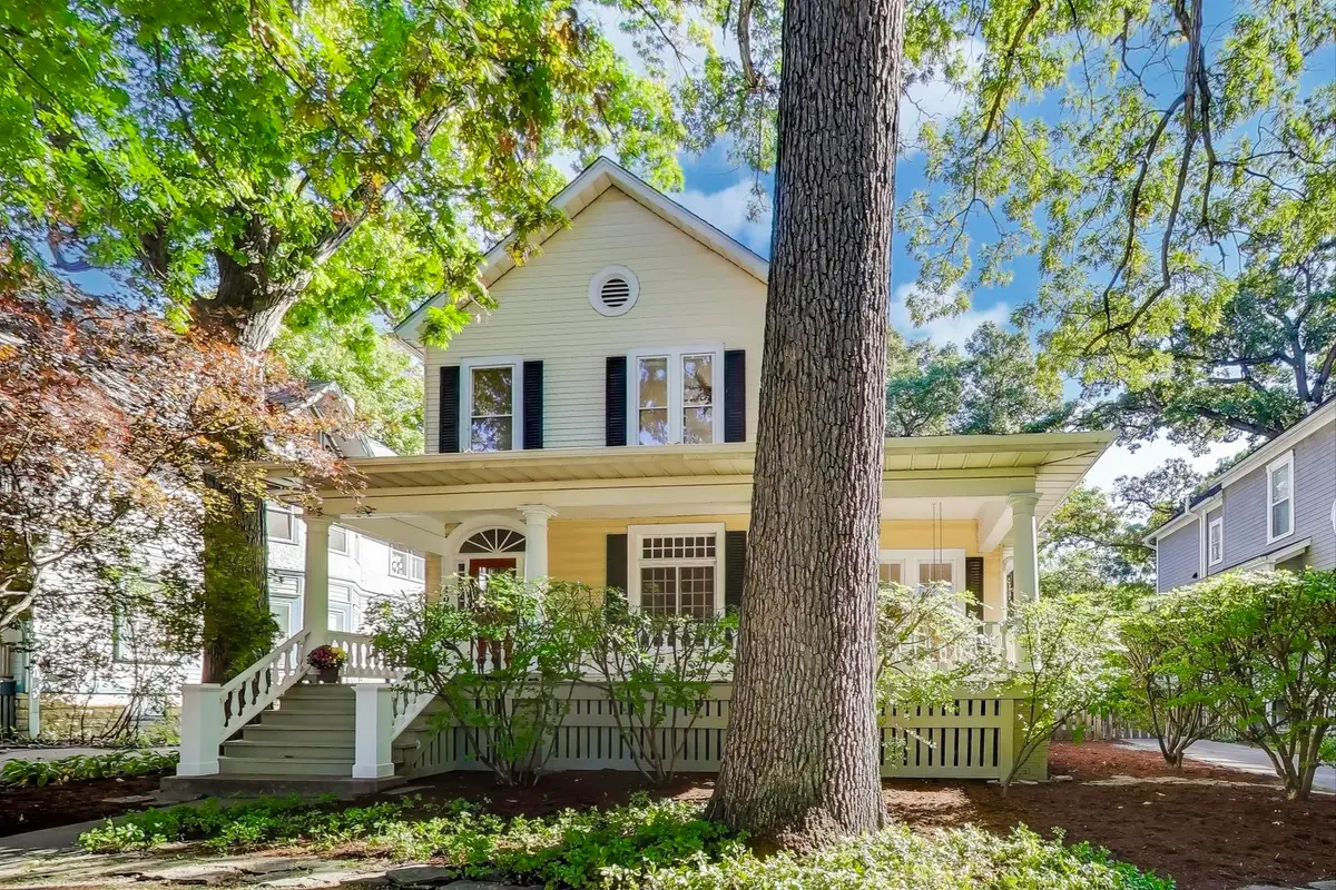 402 N Grove Avenue, Oak Park, IL 60302 - Image #1