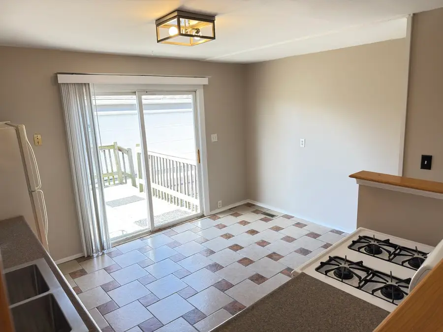 434 Montrose Drive, Romeoville, IL 60446 - Image #3