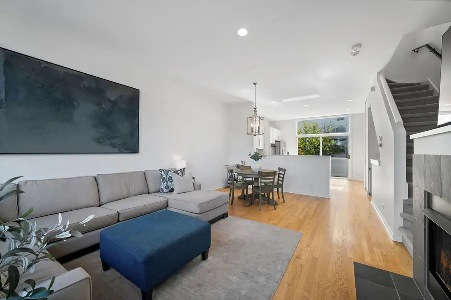 1759 W Wellington Avenue, Chicago, IL 60657 - Image #3