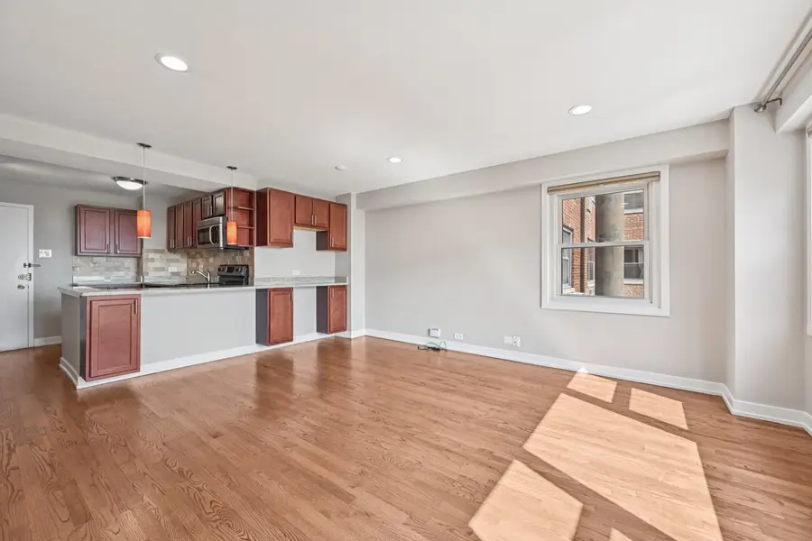 2909 N Sheridan Road #908, Chicago, IL 60657 - Image #3