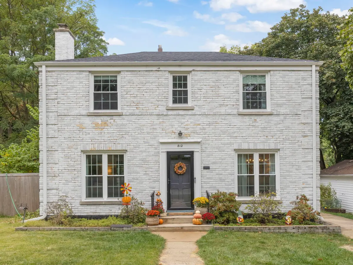 812 N President Street, Wheaton, IL 60187 - Image #1