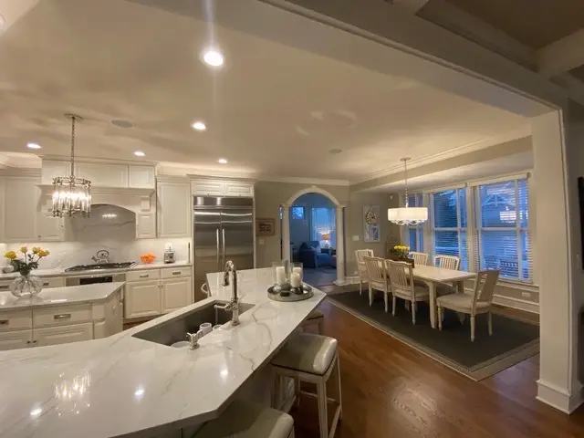 835 Avon Court, Glen Ellyn, IL 60137 - Image #2