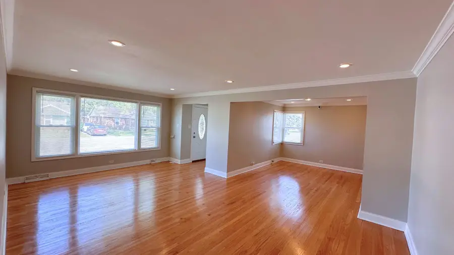 15519 Gouwens Lane, South Holland, IL 60473 - Image #3