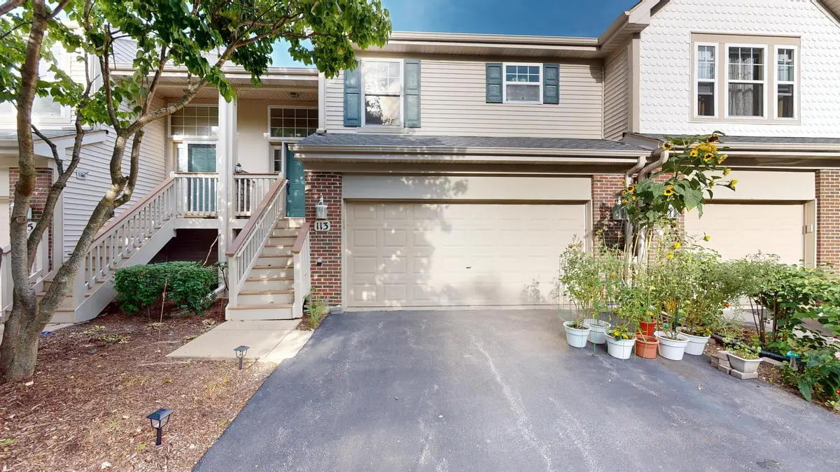 113 Samuel Court, Streamwood, IL 60107 - Image #1