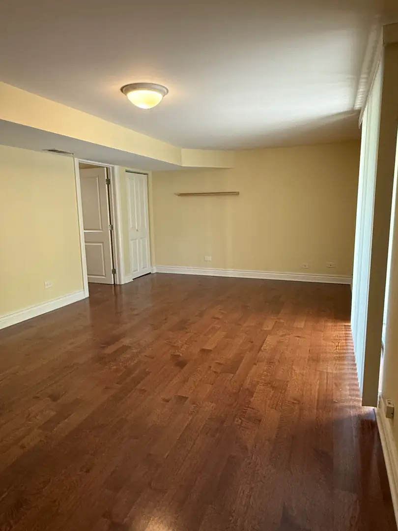 60 S Dee Road #G, Park Ridge, IL 60068 - Image #3